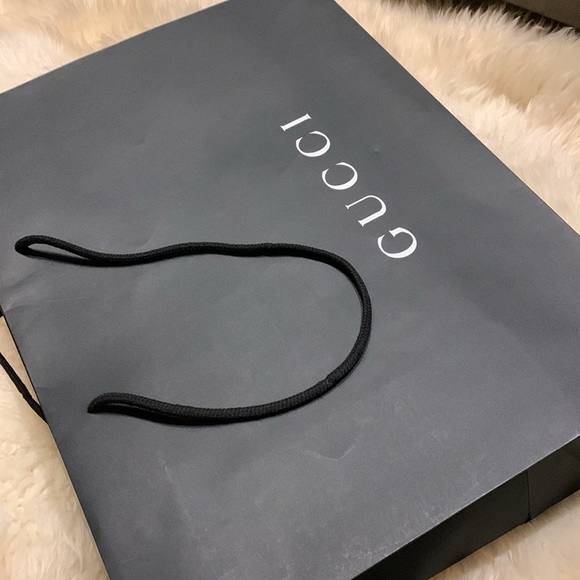 Gucci paper shopping bag Authentic - Picture 7 of 8